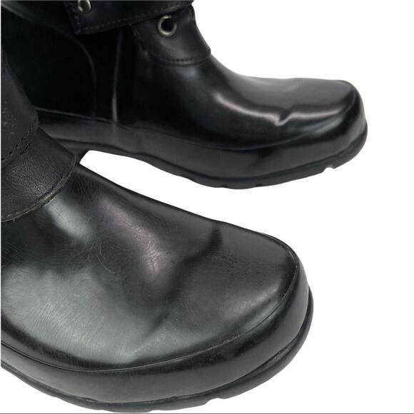 BCBGMAXAZRIA Women's Black Willis Lace Up Rubber Boots Leather Straps Size 6 - Picture 6 of 16